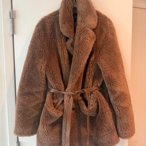 Intuition Paris 100% Lamb Wool Coat